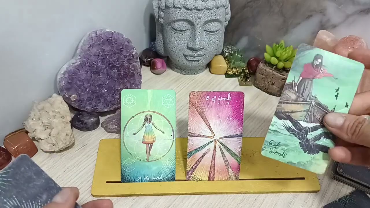 ACUARIO ♒ TE LLEVAN EN EL ALMA! NO CREERAS QUIEN QUIERE LLAMAR! NO TE VA FALTAR NADA! CAMBIOS 🍀