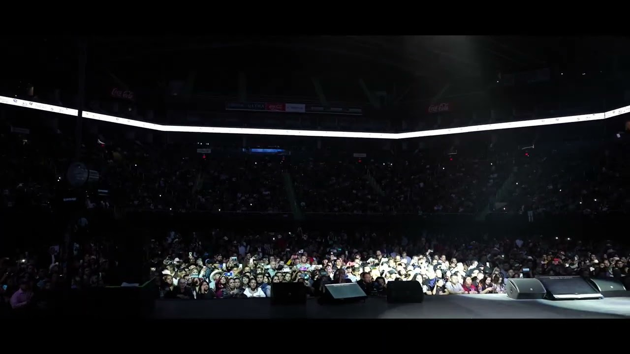 La Original Banda El Limón desde Arena Monterrey (@ArenaMRV ) #laoriginalbandaellimón #oblrecords