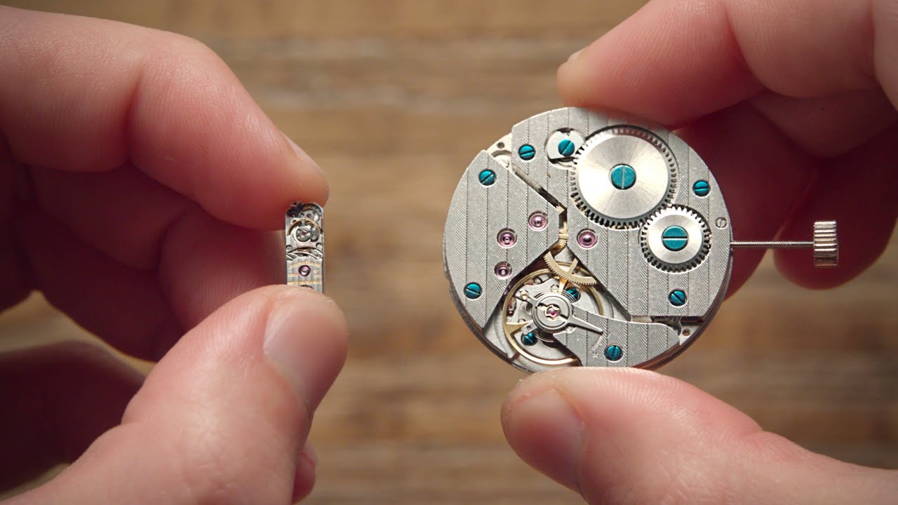 weduwnaar kanker Vanaf daar The Smallest Watch Ever Made (Part 1) | Watchfinder & Co. - YouTube