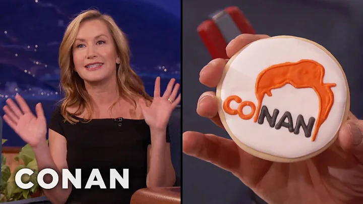 Angela Kinsey Made CONAN Cookies | CONAN on TBS