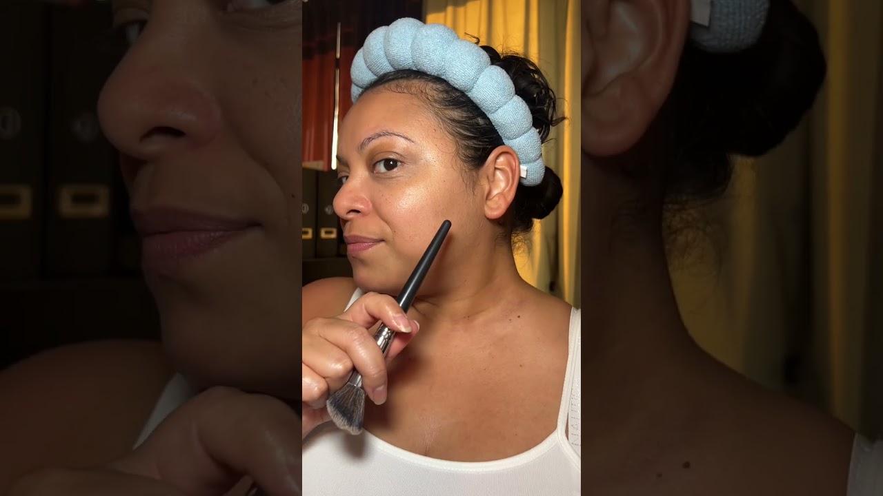 NEW Dew-La-La Highlighter from Benefit Cosmetics