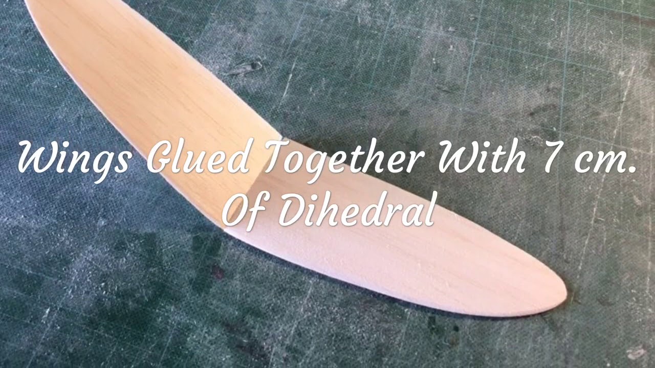 Quick Builds - Another Little DIY Balsa Glider! A 28 cm Indoor Flyer