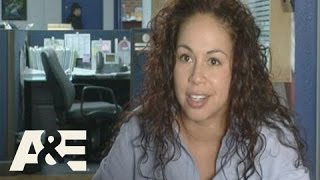 ⁣Manhunters: Fugitive Task Force: Roxanne Lopez's Most Memorable Moment | A&E