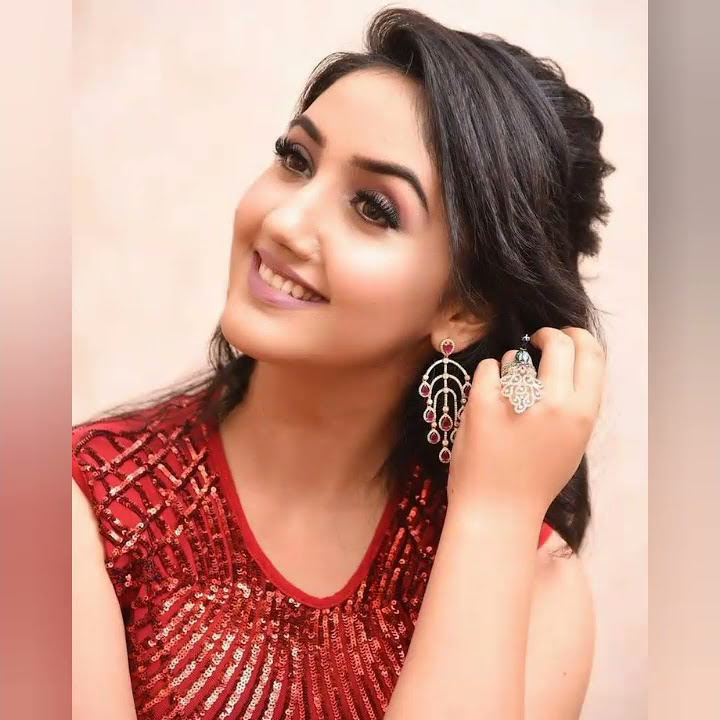 Ashnoor kaur | ku ku tu | New whatsapp status song