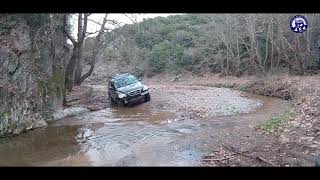 Off-road - river crossing - winch recovery