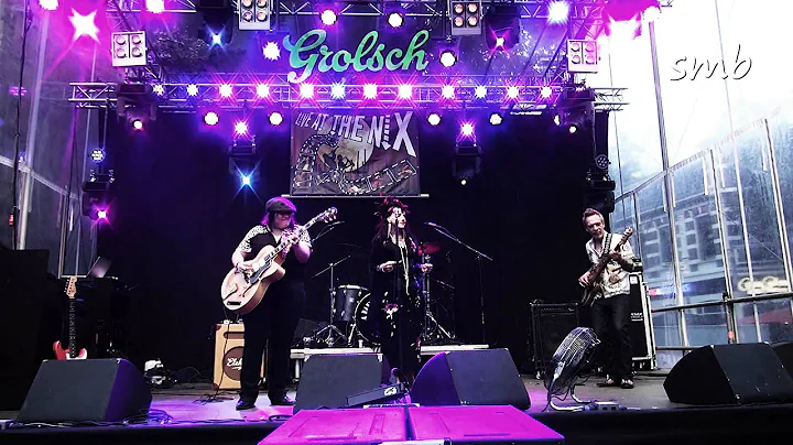 Candye Kane at Nix Blues Night feat. Laura Chavez ...