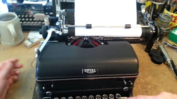 Royal KMM typewriter - introduction & how to use
