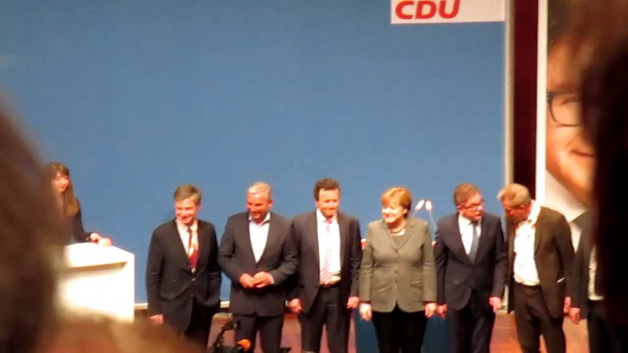 Merkel 1.3.2016 in Freiburg Konzerthaus . Einmarsch zum Badner Lied