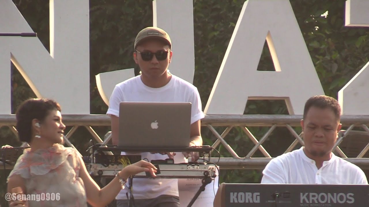 Andien - Indahnya Dunia @ Prambanan Jazz 2019 [HD]