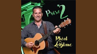 Video thumbnail of "Rhéal LeBlanc - C'est samedi soir assis au bar"