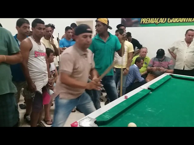 Mestre Caco vs Baianinho de Mauá. Jogaço. - video Dailymotion