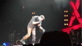 Lupe Fiasco - The Show Goes On - Generation Lasers Tour 2011 - Live In Milwaukee - Hd