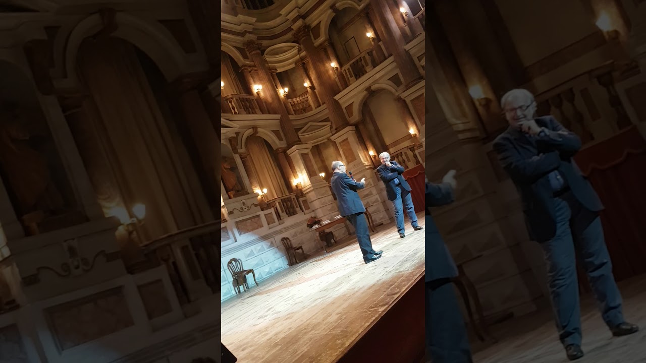 Carlo Verdone racconta 2 episodi esilaranti a Mantova