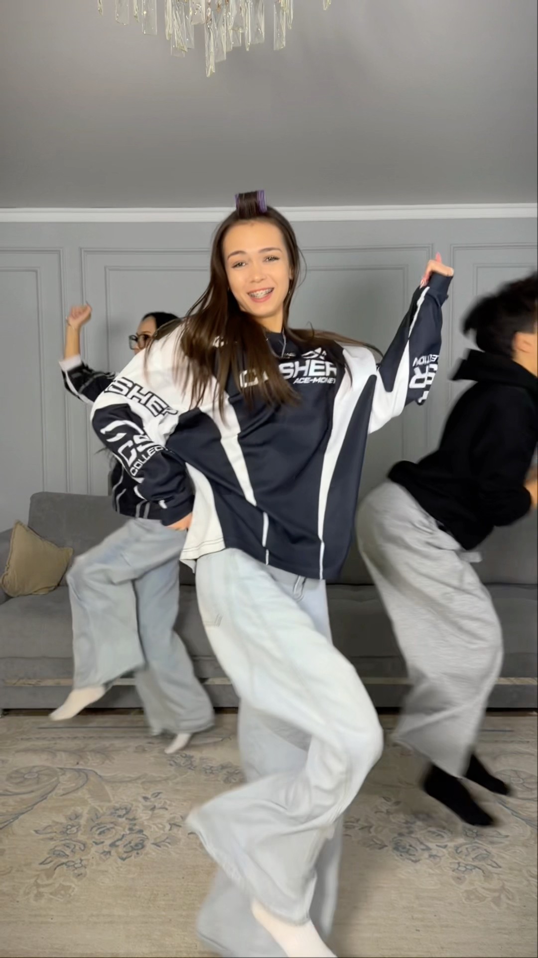 Funny dance 🤣 - YouTube