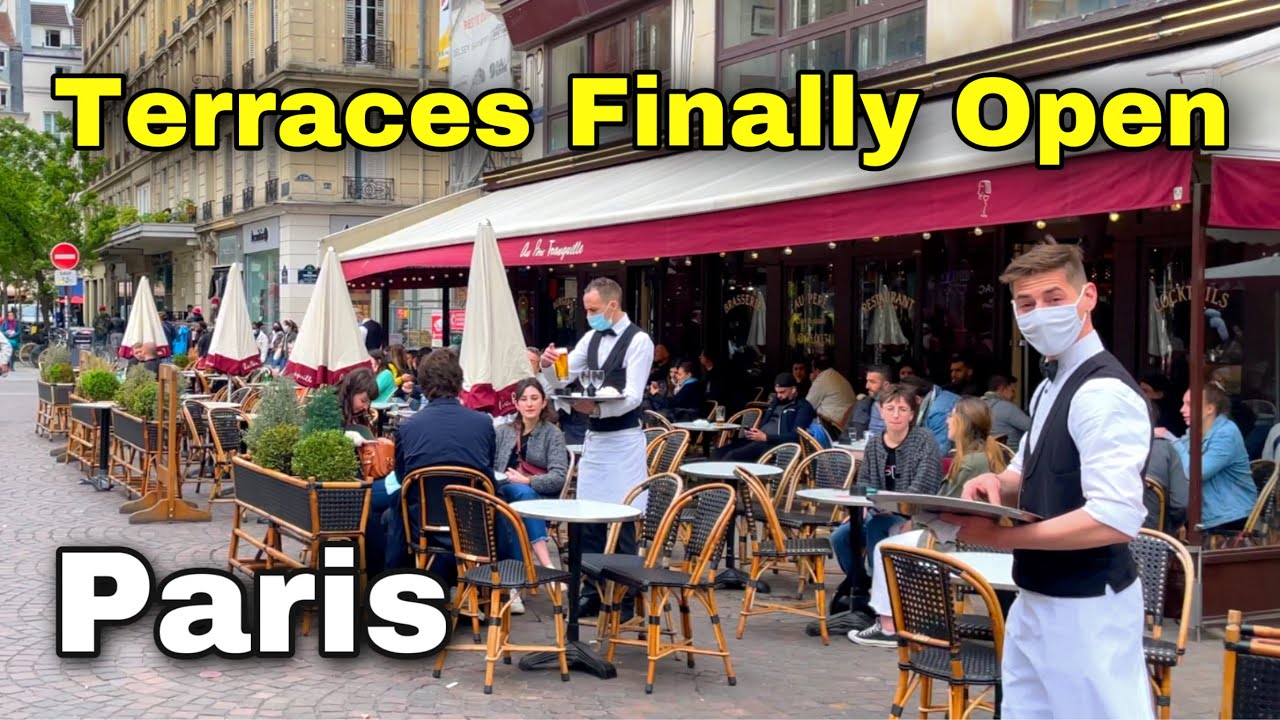 🇫🇷 Terrace and Café finally open in Paris 🚶