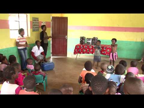 Video: Fire Skoler I Zimbabwe Er Blevet Lukket På Grund Af Et Goblinangreb På Børn - Alternativ Visning