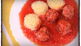 Ćufte u paradajz sosu - Meatballs in Tomato Sauce