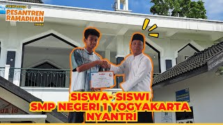 Download Lagu SISWA - SISWI SMP NEGERI 1 YOGYAKARTA JADI SANTRI SEHARI MP3