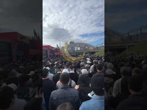 От Москвы до Кавказа: миллионы мусульман встретили Курбан-байрам