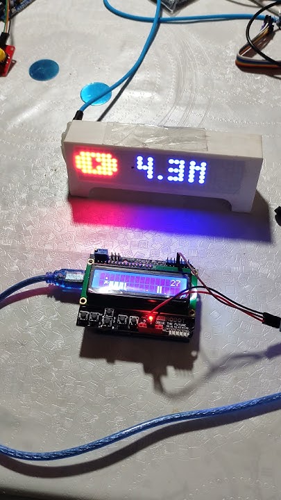 JUMP test game for the Arduino LCD Keypad Shield - YouTube