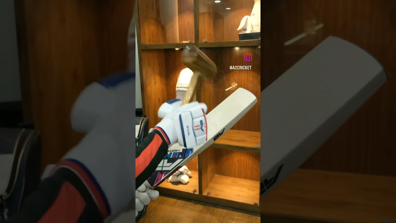 Bat knocking with hammer 