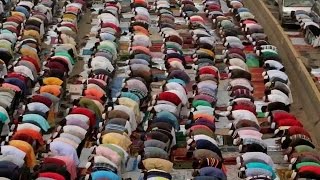 Muslims gather at Bangladesh's "mini-Hajj"