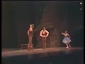 Natalia Makarova and Mikhail Baryshnikov. "Giselle." 1977. の動画、YouTube動画。
