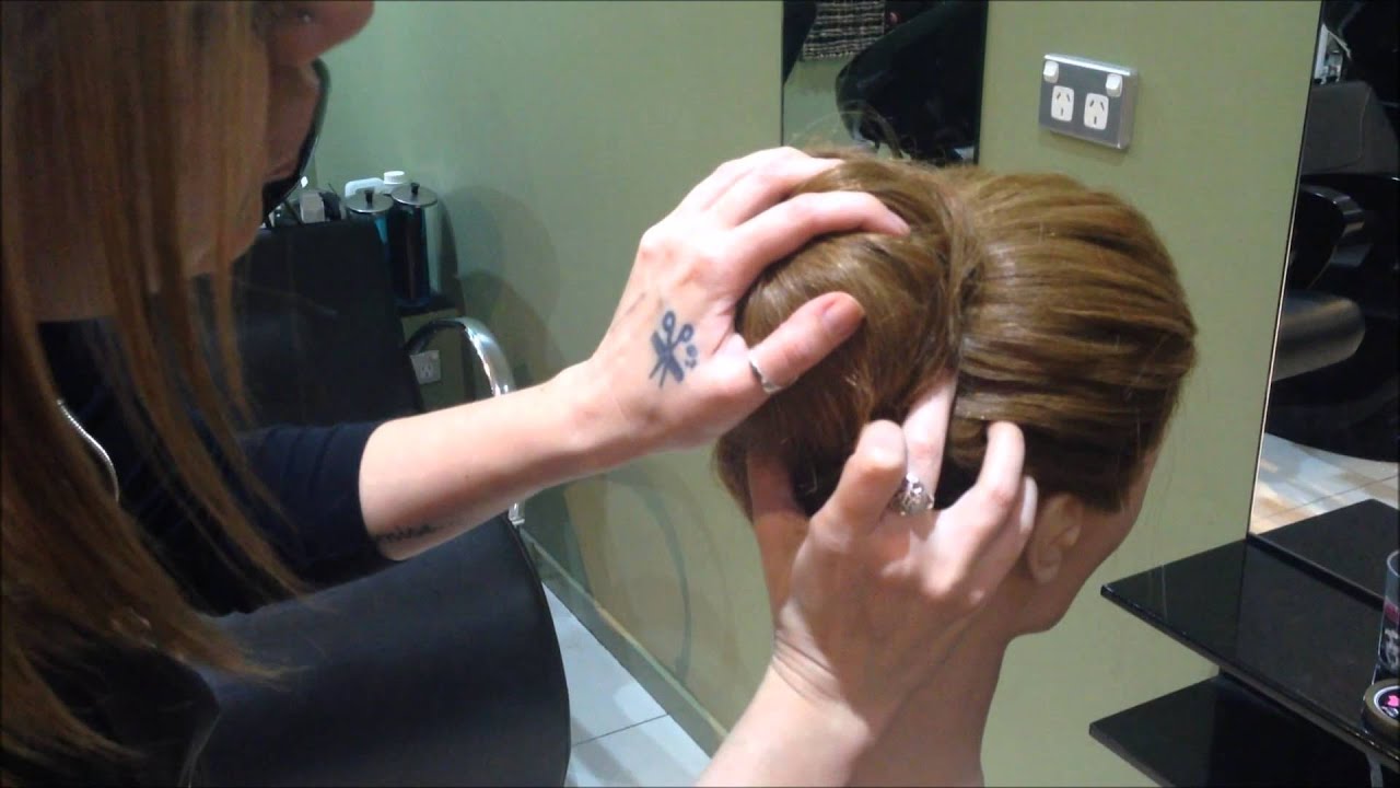 How to do a bun with padding Hair Salon Redcliffe Presented By Vicki