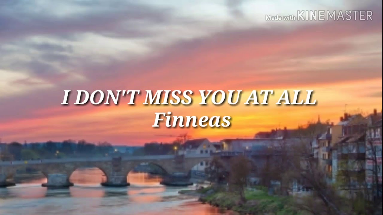 I don't miss you at all ~ Finneas (Inglés-Español) - YouTube