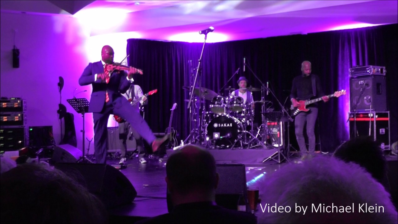 All I Do / Isn't She Lovely Ken Ford at 6. Mallorca Smooth Jazz