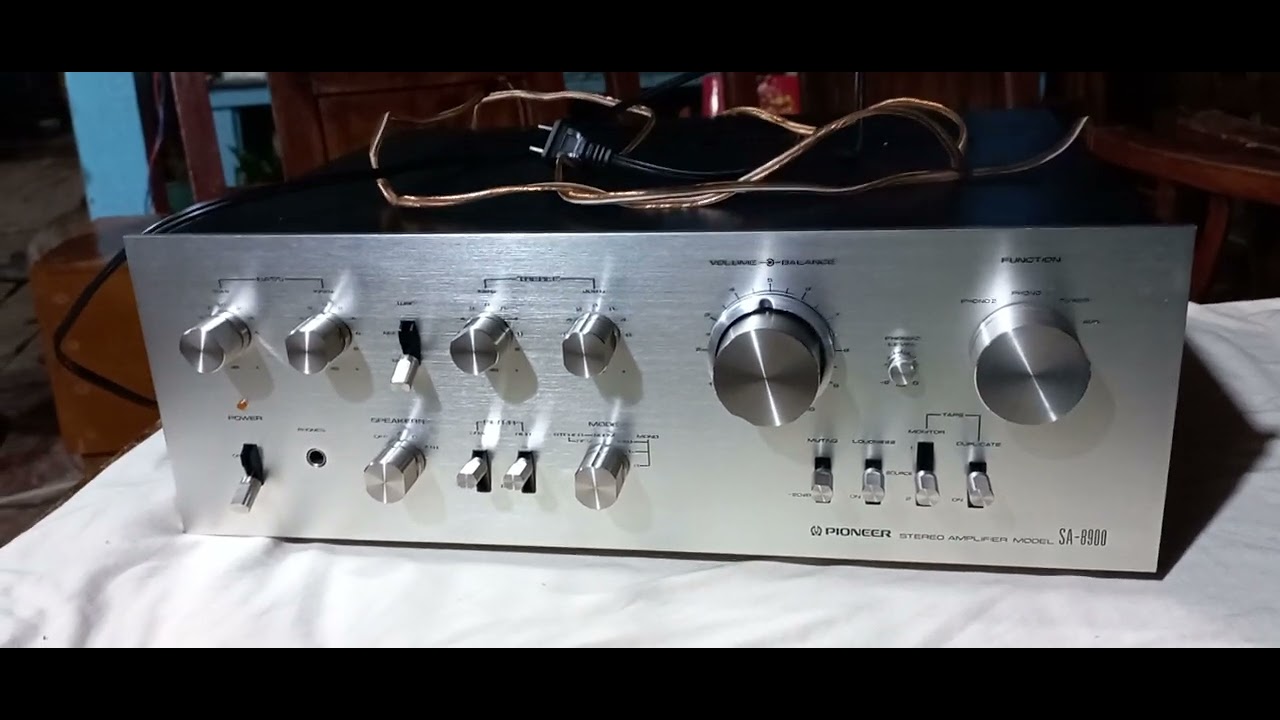 Amply Pioneer sa 8900 hàng bãi nguyên thủy còn đẹp keng,Zalo:0907 728 099.(0817 529 331)