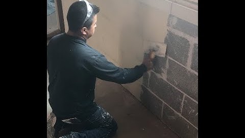 Drywall Texture Being Applied to Omni Block