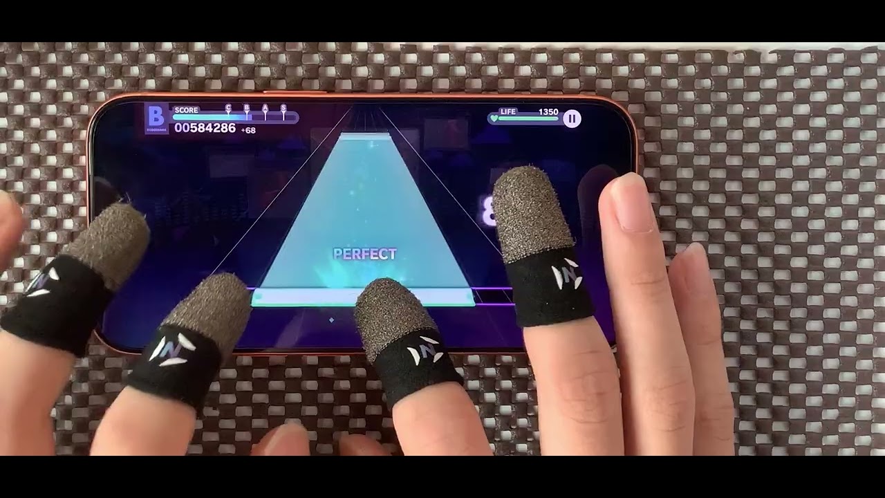 Don’t Fight The Music赤FC(フル動画)