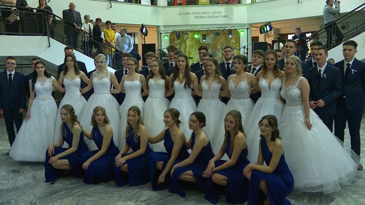 Szalagavató a lenti Gönczi Ferenc Gimnáziumban • 2023