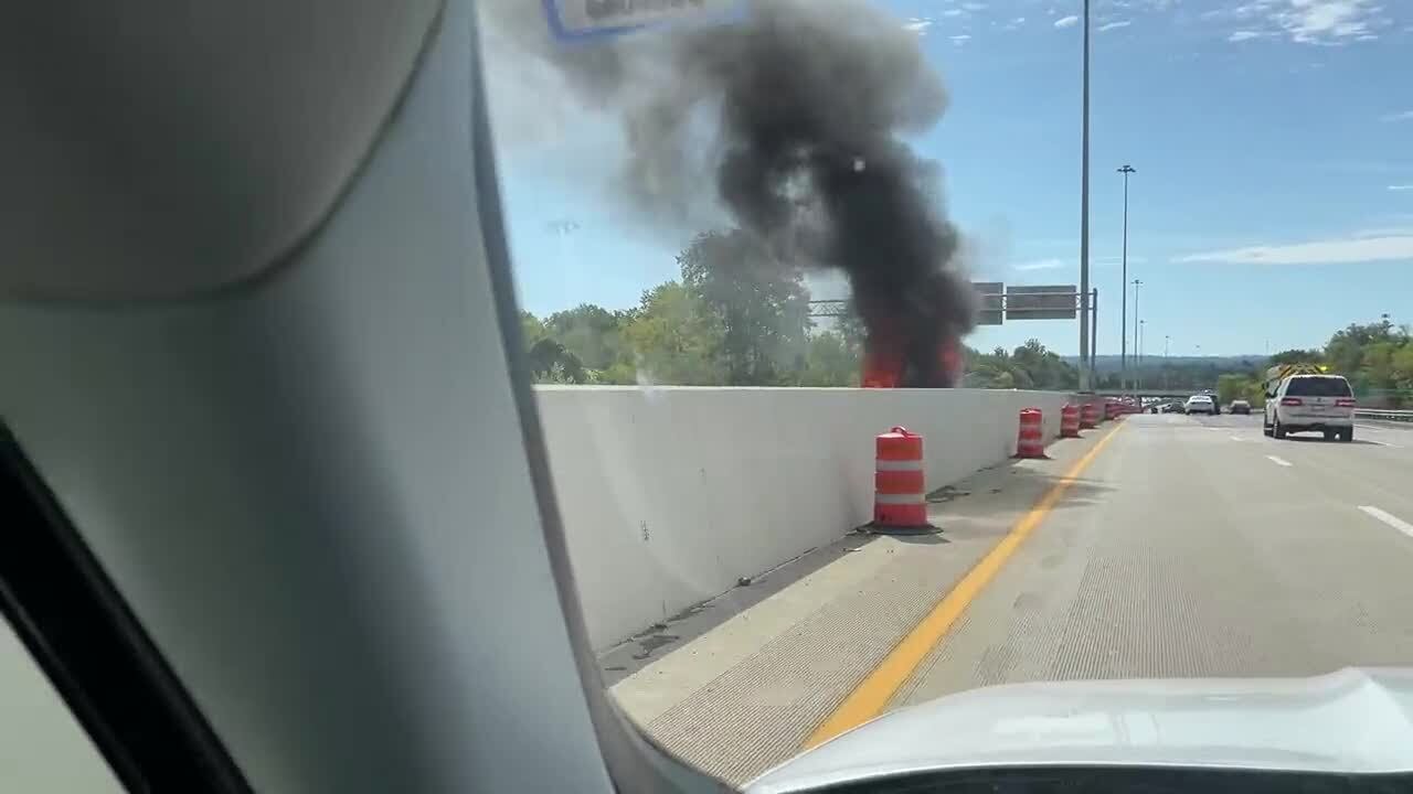 all-lanes-on-i-71-north-closed-due-to-car-fire-youtube