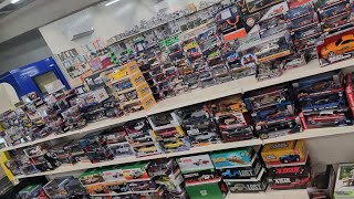 Diecast Hunting in Europe! Biggest diecast car store in the world, the Movie section. Tom's