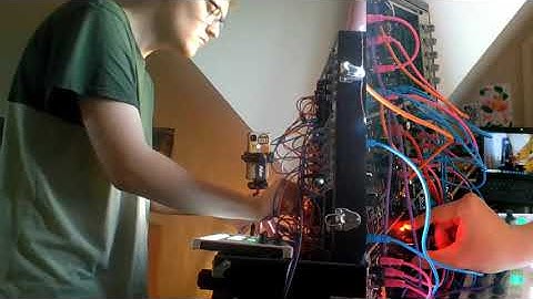 MILLEO Live Eurorack #1 (feat. Rings, Black Wavetable VCO, Ochd, Abacus & Friends)