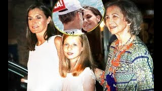 ASÍ HA SIDO LA SEMANA GRANDE PRODIGIOSA E HISTÓRICA DE LA REINA LETIZIA CON LA FAMILIA REA