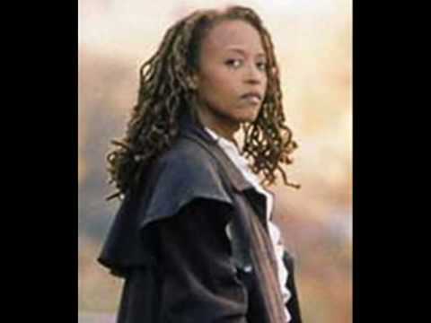 Cassandra Wilson: You Move Me