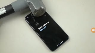 CAN IPHONE 11 PRO SURVIVE AFTER BEING BROKEN BY HAMMER.
