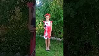 Анастасія Уткіна з піснею "Українські дівчата"