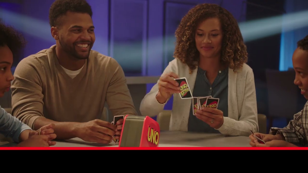 Juego Uno Extreme con luces y sonidos.