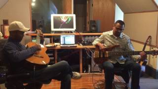 Video thumbnail of "Earl Klugh & Al Turner perform This Time"