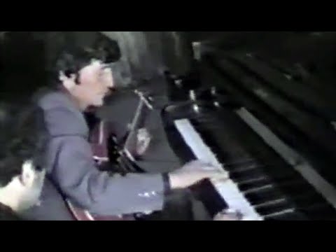 Rəmiş - Piano Və Gitarada Möhtəşəm Ifa | Azeri Music [OFFICIAL]