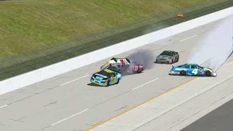 NR2003 Crashes 1
