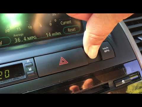 Видео: Как сбросить индикатор необходимости обслуживания на Prius 2008 года выпуска?
