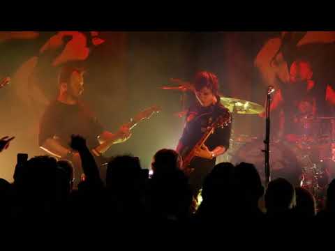 Παρακολούθηση The Superjesus - Ashes στο YouTube Παρακολούθηση The Superjesus - Ashes στο YouTube