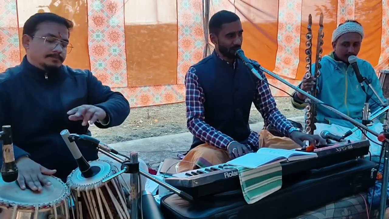 सुण यशोदा मैया। बड़ो नटखट है गे तेरो बाल कन्हैया।। Singer _@hemsatywali3373 , tabla_ @dheerupahadi 