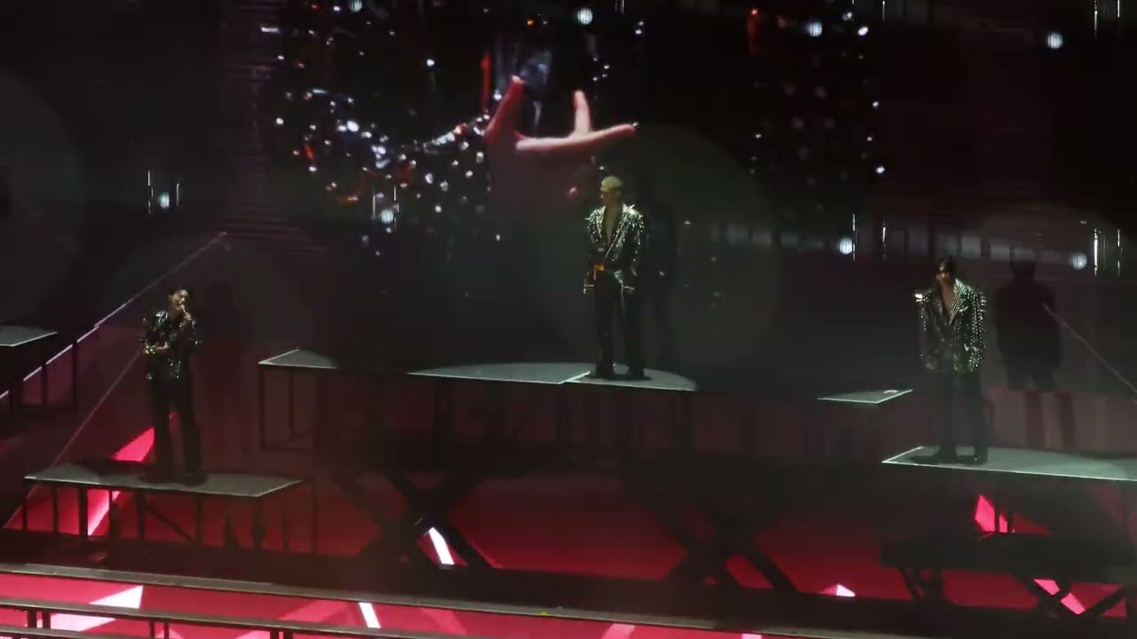 ฉันไม่ต้องการตัวเธอในตอนนี้ - Fourth William Boun Joong Perth #LOLFanFest2025D1