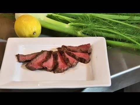 Video: How To Make A Steak With Blood